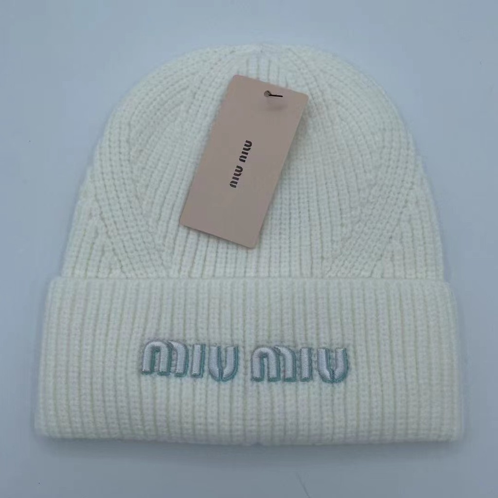 Miu miu Brimless Hat หมวกไหมพรมกันลมเข้ากันทั้งหมด