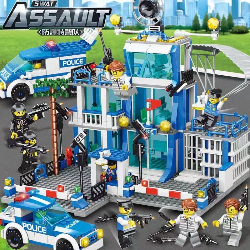ใช้งานร่วมกับ Lego SWAT Police Building Blocks การระเบิด City Building Blocks สถานีตํารวจรถประกอบของ