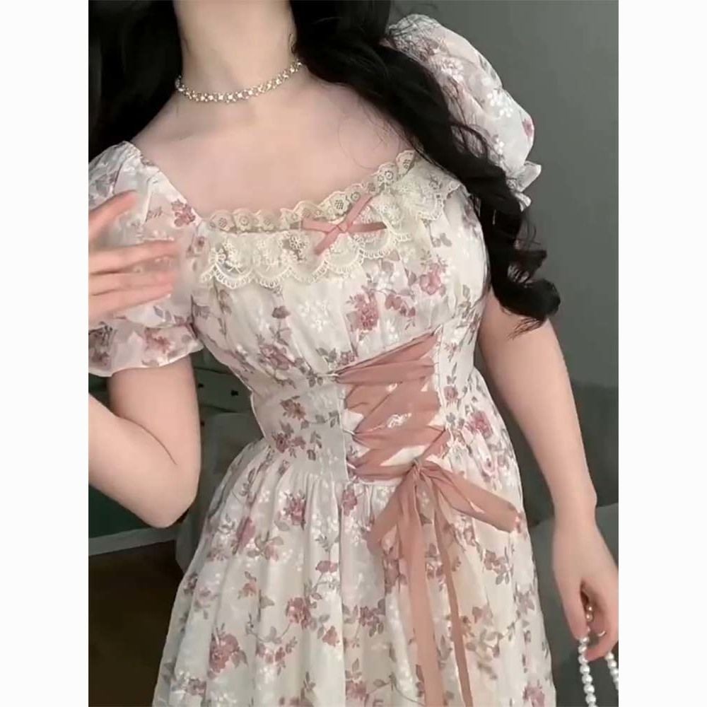 เดรสลายดอกไม้แขนพัฟคอเหลี่ยมฝรั่งเศส Lace-Up แคบ-เอว รูปที่ 3