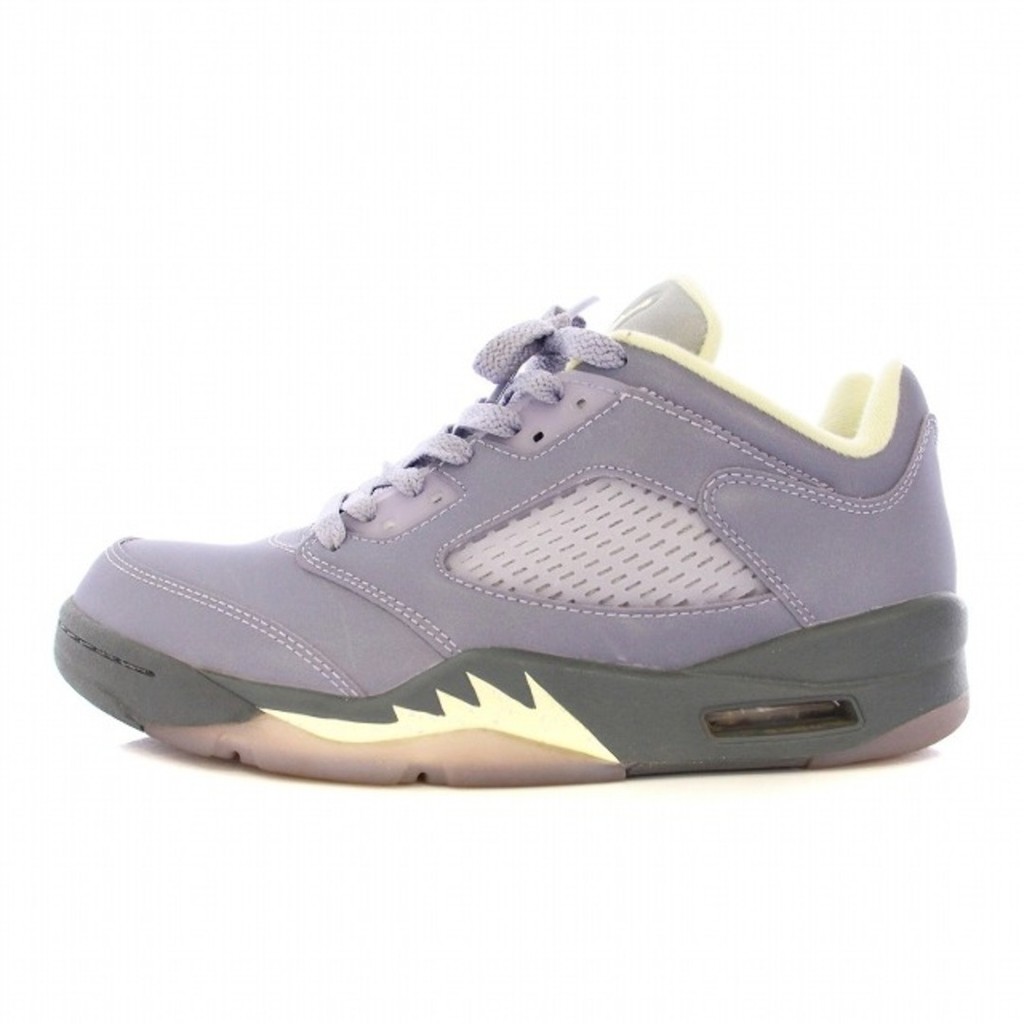 รองเท้าผ้าใบ NIKE JORDAN 3 6 4 5 มือสองส่งตรงจากญี่ปุ่น

