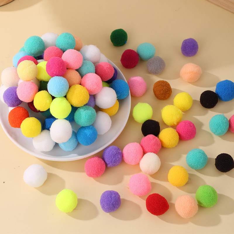 100/150pcs 10/15 มม.Plush Ball Pompom DIY Fluffy Pompoones นุ่มงานแต่งงานตกแต่งเย็บหัตถกรรมเครื่องประดับหลากสีอุปกรณ์เสริมทําด้วยมือวัสดุ
