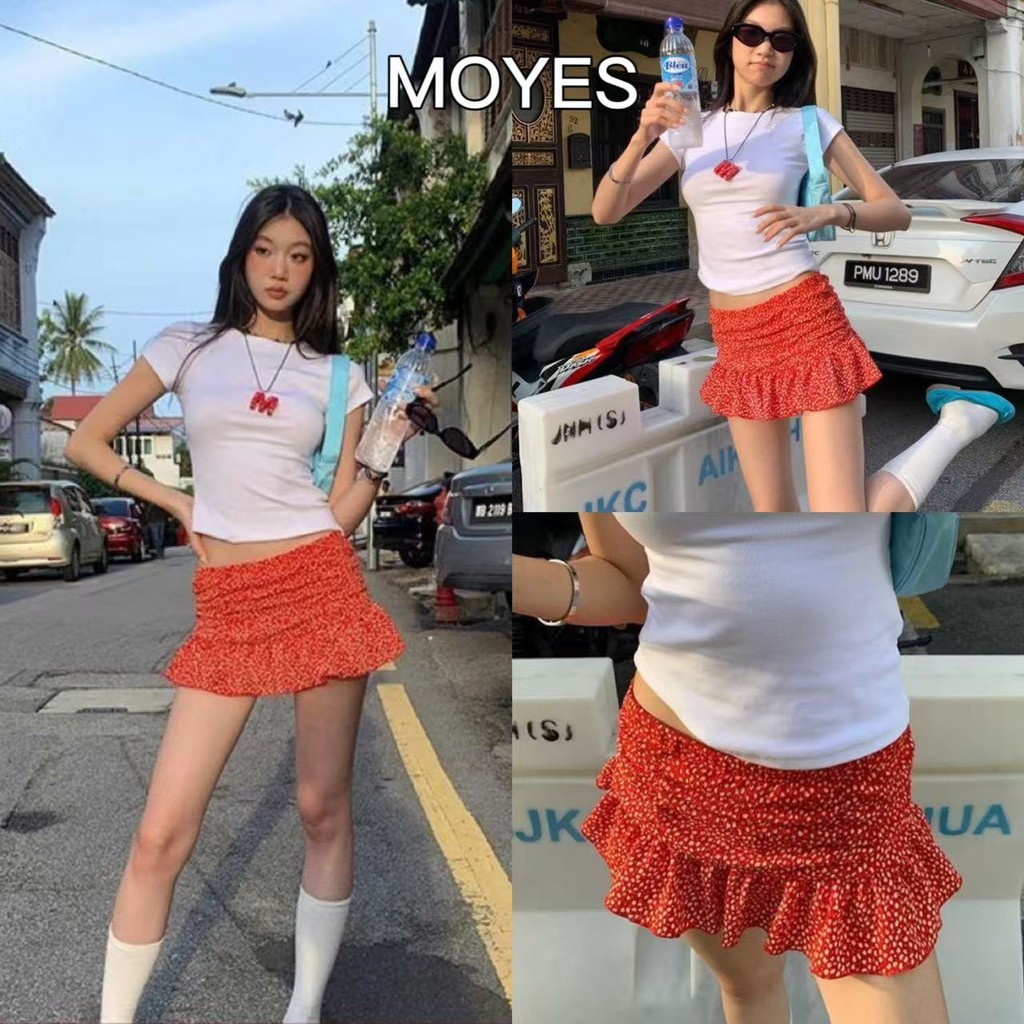 MOYES  ในสต็อก กระโปรงทรงเอจีบดอกไม้เล็กมินิปอมปอมสะโพกดีไซน์กระโปรงทรงเอสำหรับผู้หญิง