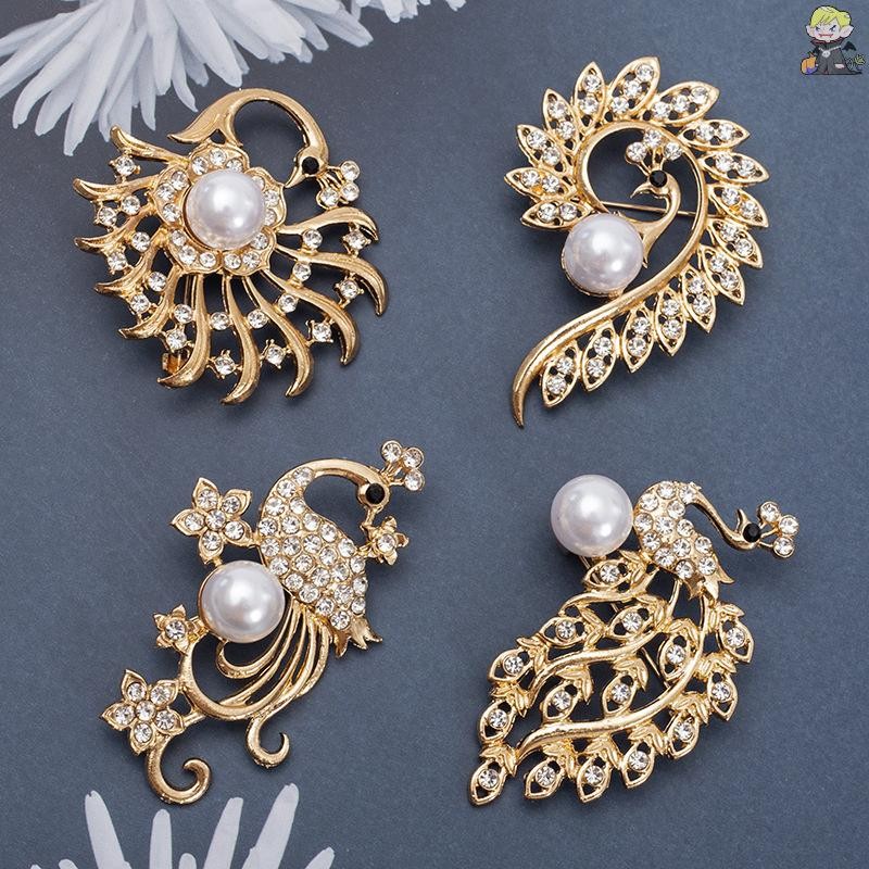 [CL] Rhinestone ไข่มุกนกยูงสัตว์ Corsage คลาสสิกคริสตัลนกยูงเข็มกลัด Pins สําหรับผู้หญิงจัดเลี้ยงงานแต่งงานเครื่องแต่งกายแฟชั่นเครื่องประดับ TH