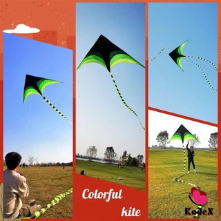 KDX ว่าวสามเหลี่ยม ว่าวสายรุ้ง สีสดใส มีหางว่าวยาว รวมประมาณ 1.9 m เรียว Colored kite