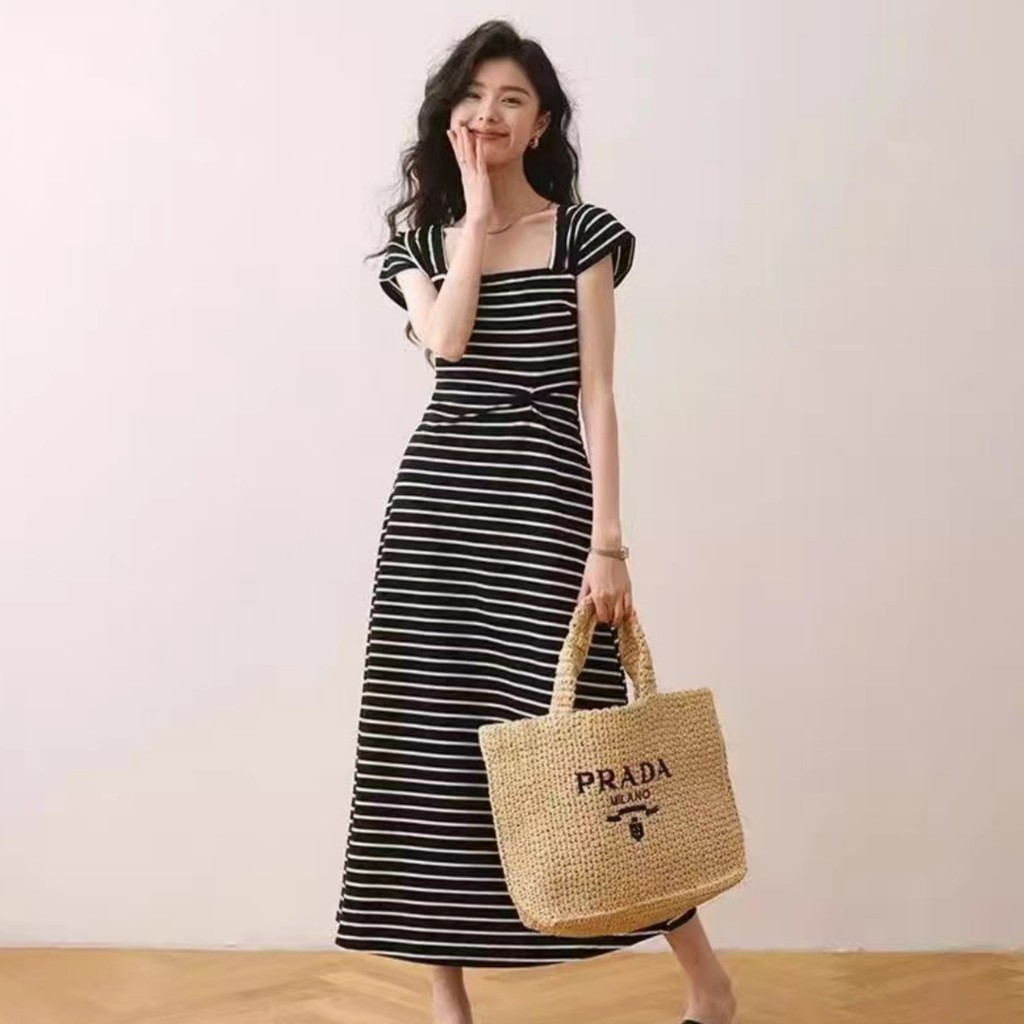ฝรั่งเศส High-End ลายสแควร์คอชุดผู้หญิงฤดูร้อน Seaside Classy Slimmer ดูสัมผัส Clavicle แขนกุด a-Lin