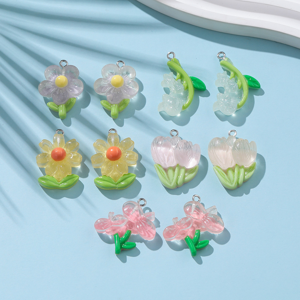 จี้ดอกไม้เรซิ่น 5 ชนิด (ทิวลิป/ทานตะวัน) 5ชิ้น สำหรับ DIY พวงกุญแจ handmade เครื่องประดับแฮนด์เมด