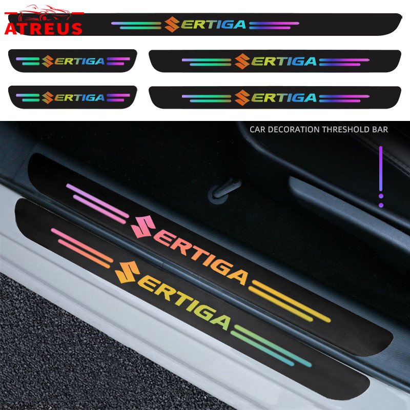 Suzuki Ertiga สติกเกอร์เลเซอร์สะท้อนแสง ชายบันไดรถยนต์ ป้องกันรอยขีดข่วน กันรอยขีดข่วน ติดบันไดรถยนต์ สติ๊กเกอร์สะท้อนแสง ยินดีต้อนรับเหยียบเกณฑ์แถบรถตกแต่งภายในอุปกรณ์ตกแต่ง