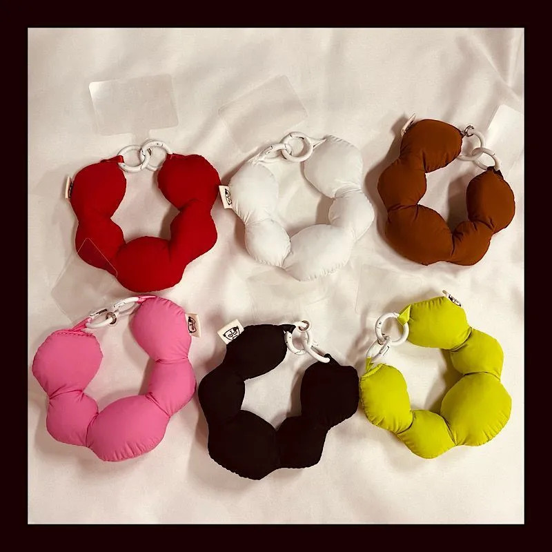 ฤดูใบไม้ร่วงฤดูหนาวสไตล์ใหม่ High-End ผ้าสี Hand-Carrying Hand-Carry สายคล้อง Lanyard Universal เคสโทรศัพท์ Niche All-Match พวงกุญแจสะดวกพร้อมคลิป Anti-