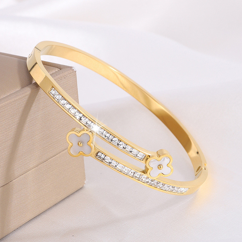 สร้อยข้อมือฝังเพชรเหล็กไทเทเนียมระดับไฮเอนด์ดอกไม้ใบไม้พร้อมอุปกรณ์เสริมสร้อยข้อมือแบบปรับได้สําหรับผู้หญิง - รูปที่ 4