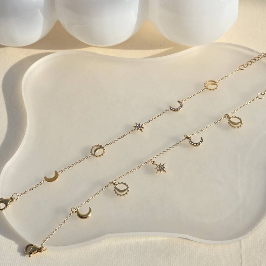 (WELRY.acc) พร้อมส่ง! สร้อยข้อมือ รุ่น Astro