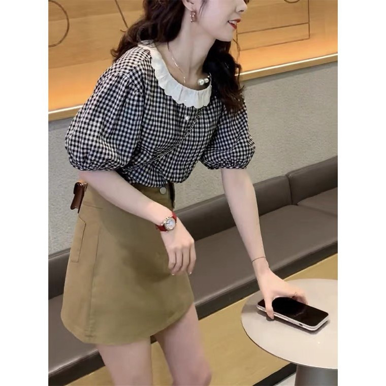 090 # ฤดูใบไม้ผลิฤดูร้อนสไตล์เกาหลีใหม่ย้อนยุค เสื้อเชิ้ตแขนสั้นลายตารางแบบพลิกกลับได้ ลดอายุ หลากหลาย จับคู่อย่างมีความสุข VKLK 8QTS