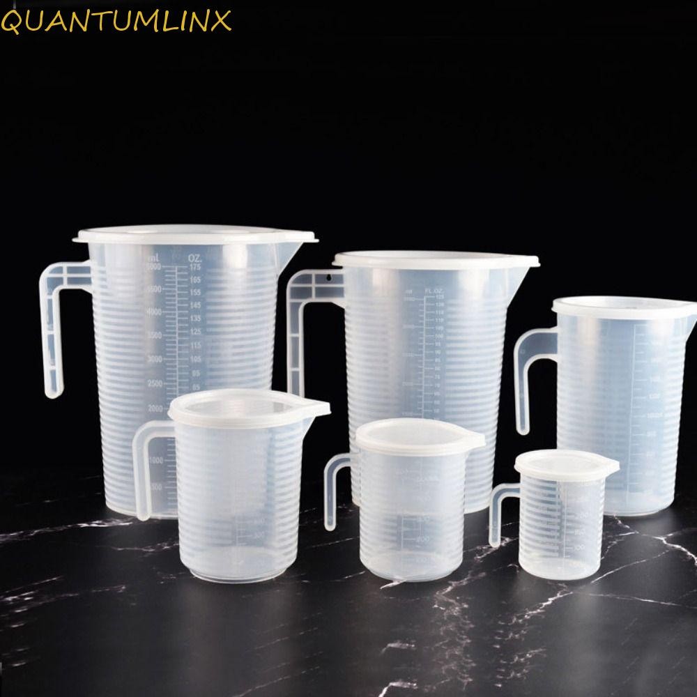 Quantuml ถ้วยตวงจบการศึกษา,ถ้วยขนาดพลาสติกความจุขนาดใหญ่,หลายขนาดพร้อมฝาปิดเหยือกน้ําโปร่งใสภาชนะบรรจุน้ําเครื่องดื่มร้าน