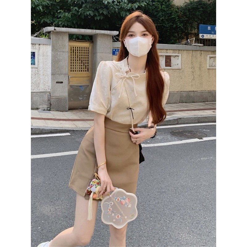 FY💜เสื้อสุภาพสตรี สีทึบ คอกลม ประเภทรุ่นหลวม สวย หวาน อารมณ์ ระดับพรีเมี่ยม แฟชั่นสบาย ๆ