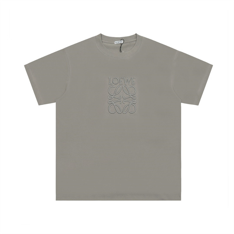 เสื้อยืดสไตล์คลาสสิกและอินเทรนด์ แขนสั้น รอบคอดูสวยงาม สำหรับทั้งผู้ชายและผู้หญิง