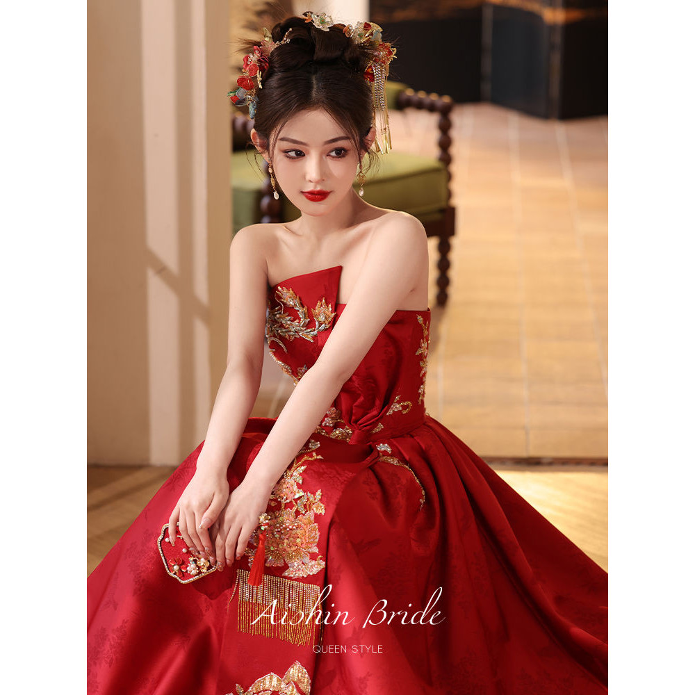ไวน์สีแดงขนมปังปิ้งชุดเจ้าสาว2024ชุดแต่งงานสไตล์ใหม่หมั้นสไตล์จีนใหม่ท่อบนชุดชุดยาวสไตล์อารมณ์สง่างาม pdd// wtt20241031
