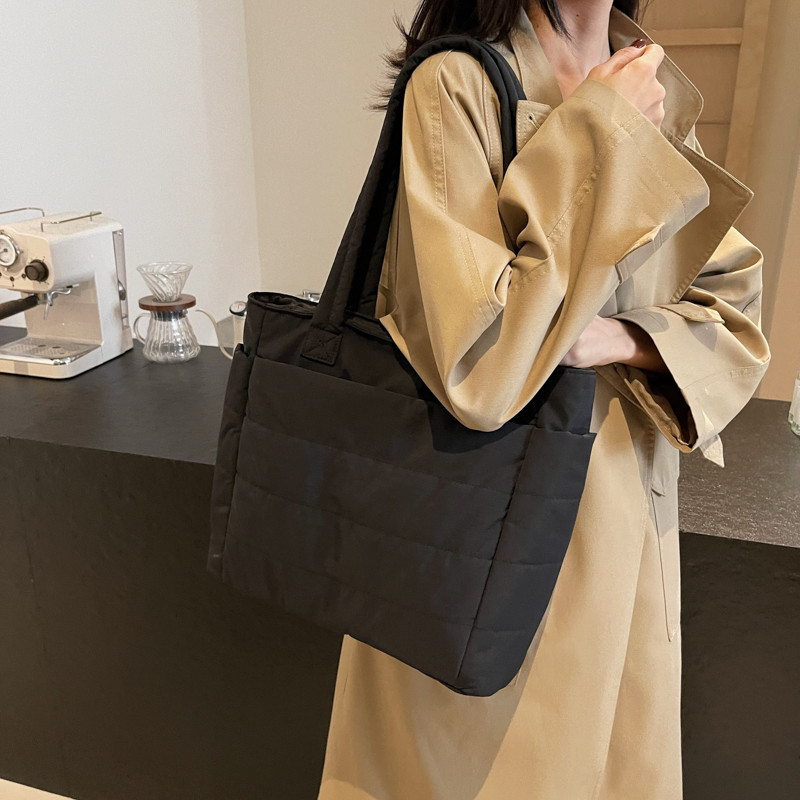 เกาหลี Ins Casual Tote Bag สําหรับผู้หญิงกระเป๋าสะพายซิปสําหรับผู้หญิงกระเป๋าถือ