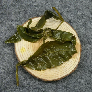 พรีเมี่ยมไต้หวัน Dongding Oolong Alishan Tea High Mountain Organic Loose Tea