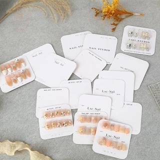 [maybeauty] 20 ชิ้นเล็บแสดงกระดาษแข็งสไตล์เรียบง่ายเล็บปลอมการ์ดสําหรับกดบนถ่ายภาพอุปกรณ์ประกอบฉากร้านทําเล็บ {TH}