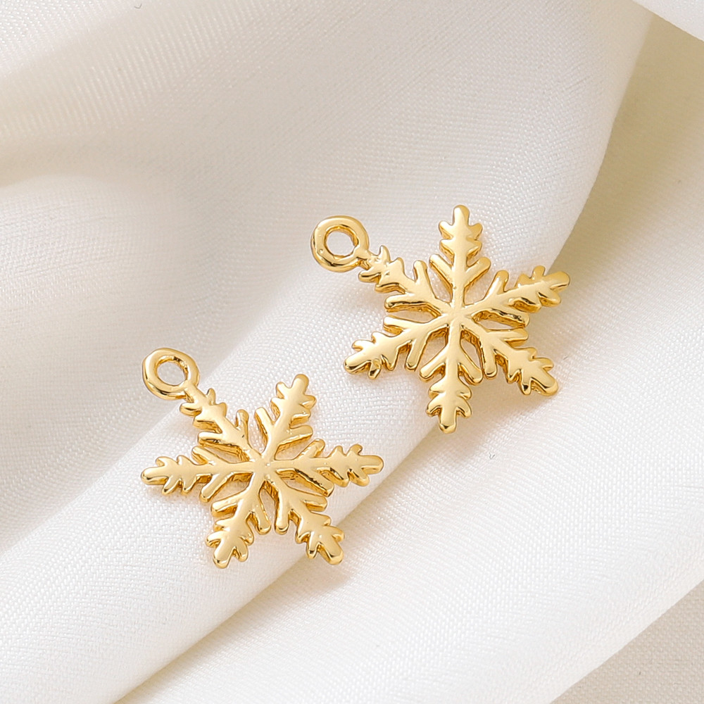 St.kunkka 1PC 12.3 * 16.5 มม.ทองแดงบริสุทธิ์การชุบ18K สร้อยคอจี้รูปร่างเกล็ดหิมะ  สําหรับDIY ทําด้วยมือเครื่องประดับทํา
