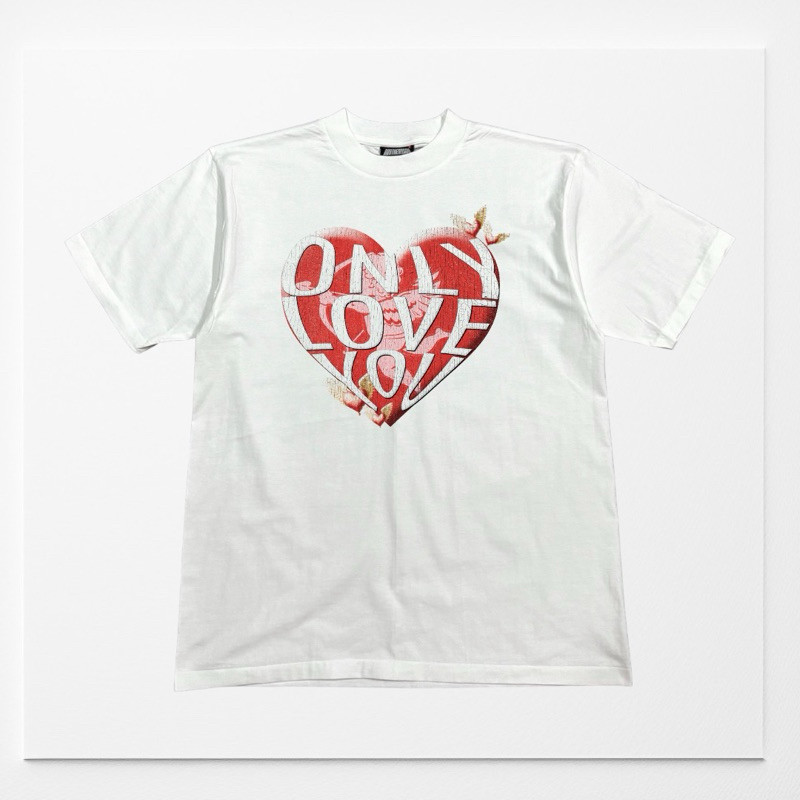 🔥HOT SALE🔥 เสื้อยืดคอฟิต รุ่น Only Love You  สีขาว