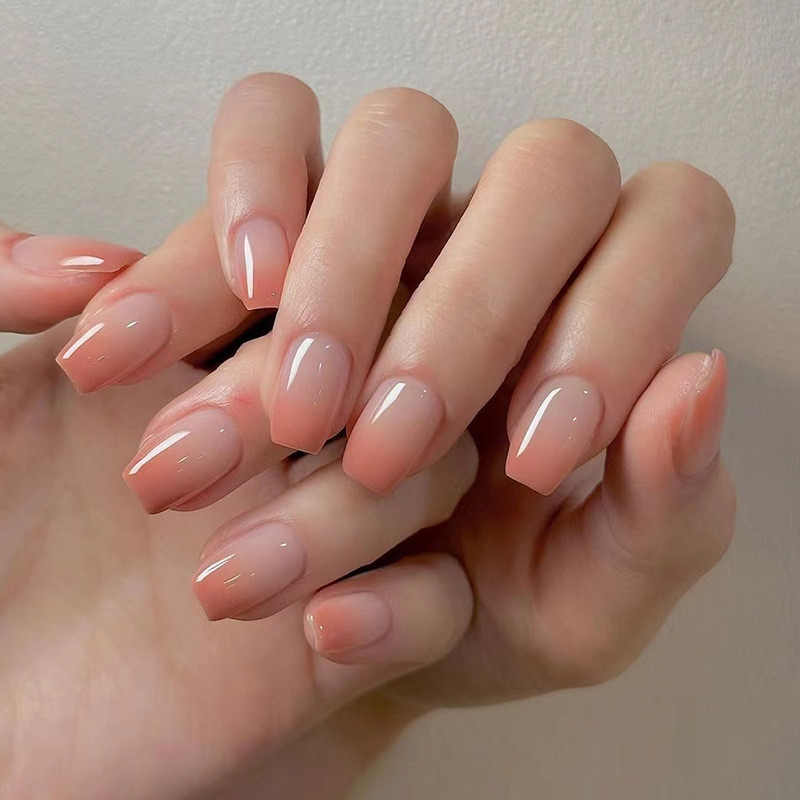 (พร้อมกล่อง) Simple Gradient Oranger เล็บปลอมสั้นสแควร์เล็บปลอม 24 ชิ้น/กล่อง R879
