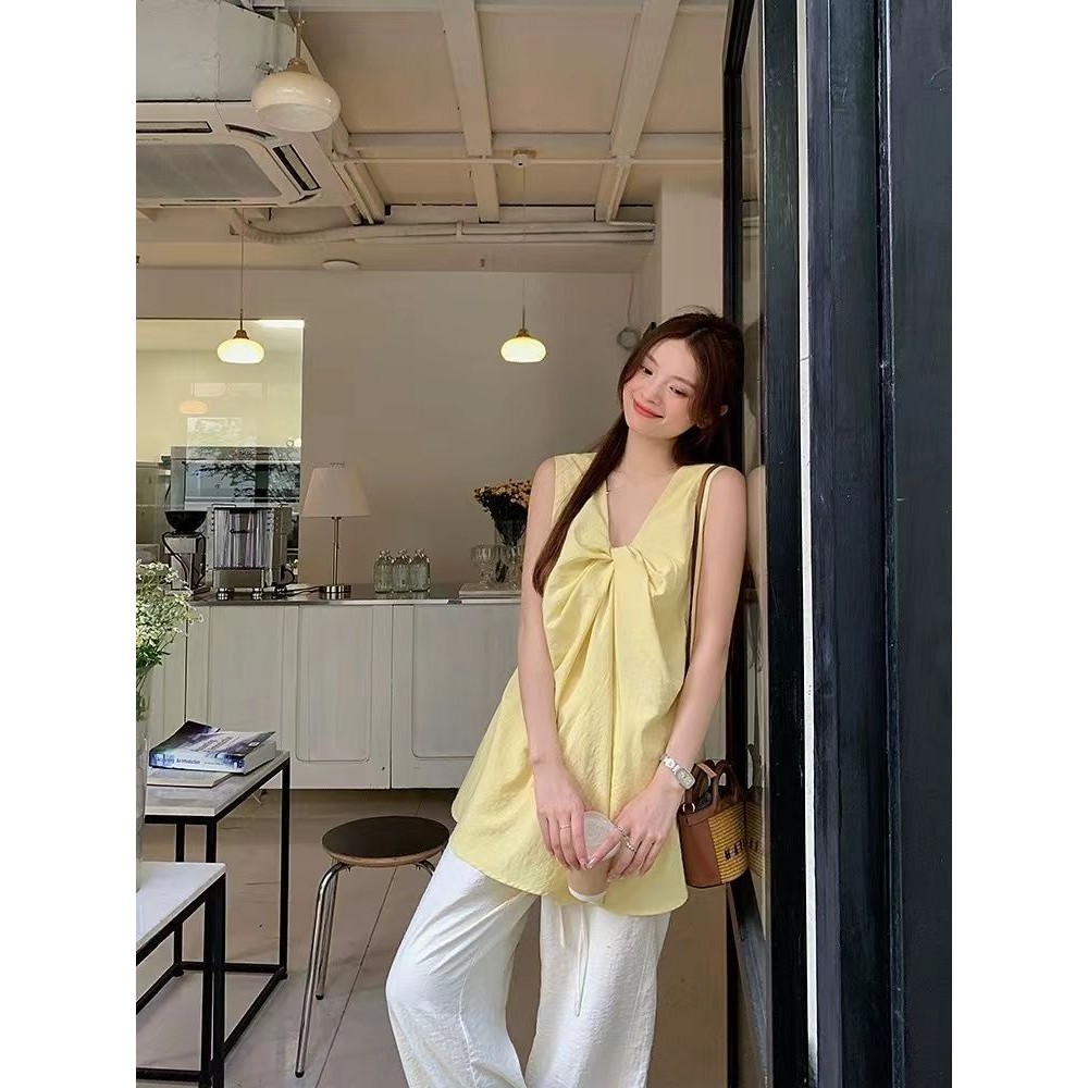 ส่งไวจากไทย⭐Summer⭐S-2XLเกาหลีรุ่นใหม่รอบคอเสื้อกล้ามหญิงกว้างทรัฟเฟิลกลับแขนกุดด้านบน