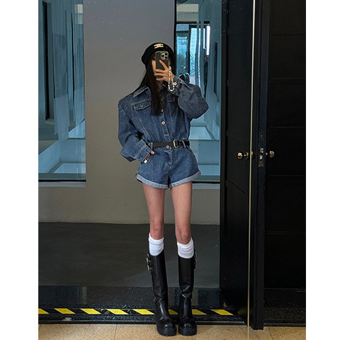Retro Slimmer ดูขากว้างตรงเอวสูง Jumpsuit กางเกงขาสั้นอินเทรนด์