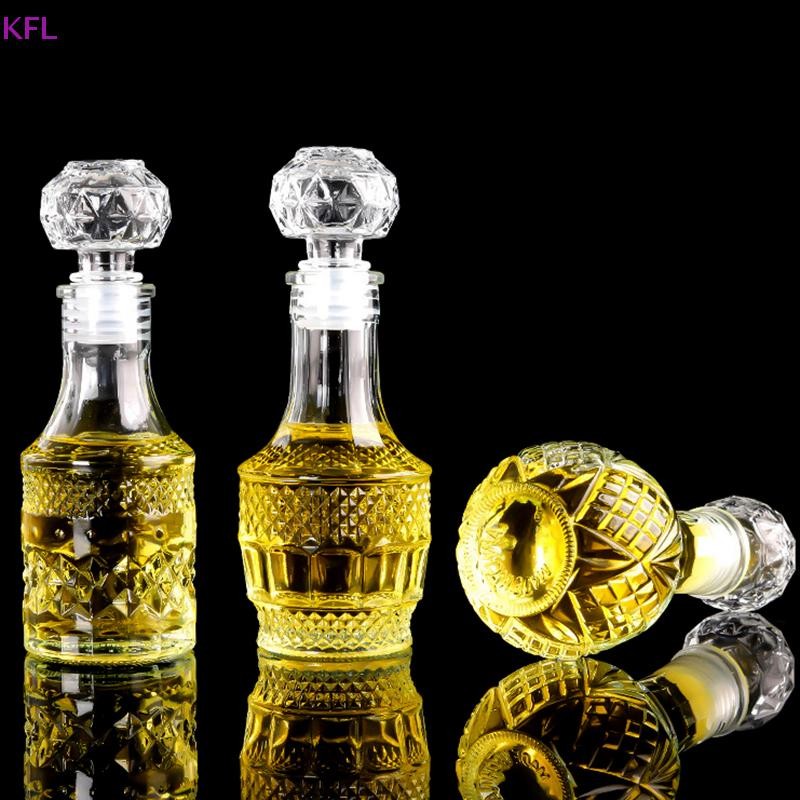 (KFL) 1 ชิ้นขนาดเล็กที่ว่างเปล่า Spirit Whisky ขวดไวน์ 50ml มินิแก้วขวดเหล้าพร้อมสกรูหมวกขวดเหล้าวิสกี้ขายร้อน