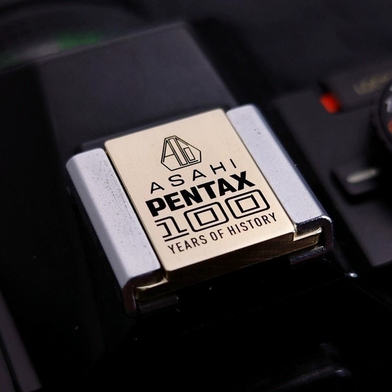 PENTAX PENTAX ฝาครอบรองเท้าร้อน K12 KP K70 645Z ฝาครอบป้องกันโลหะ K33 Q7 Micro Single k50 S10