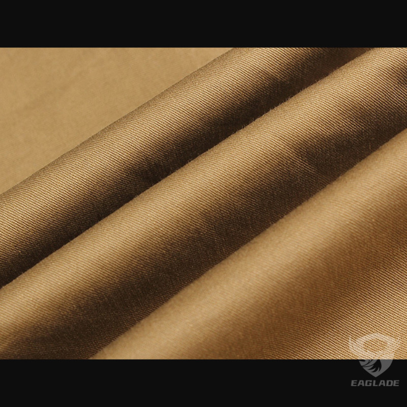 Eaglade เสื้อเชิ้ตแขนยาวผู้ชายกอล์ฟอย่างเป็นทางการเสื้อเชิ้ตลําลองสําหรับผู้ชาย ไร้ริ้วรอย 1306 ในสีน้ําเงินเข้ม D04