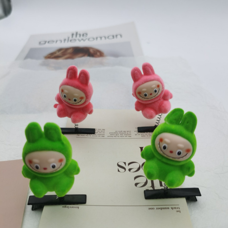 2pcs labubu flocked ตุ๊กตาสามมิติฤดูใบไม้ผลิ hairpin หญิงใหม่การ์ตูน bangs เครื่องประดับผม - รูปที่ 4