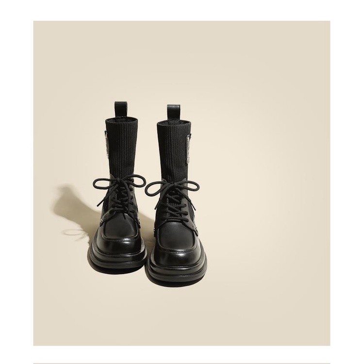 บูทและ wedge heels สีดำ หนังPUยืดหยุ่น สำหรับใส่สบายในทุกวัน