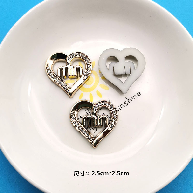 10ชิ้นใหม่สไตล์น้ํามันหยดชาแนลสไตล์จดหมายรักเข้าสู่ระบบดาวเรซิ่นอุปกรณ์ทําเองคาดศีรษะคว้าคลิปกรณีโทรศัพท์รองเท้าหัวเข็มขัดสติก - รูปที่ 2