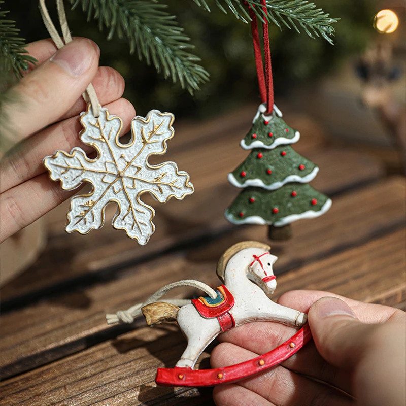 ต้นคริสต์มาส Decorantisons Retro ทาสี Santa Claus Snowflake Xmas แขวนจี้ต้นไม้สําหรับปีใหม่ 2025 Party Home Decor