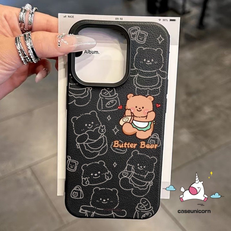 หวานน่ารัก Butter Bear การ์ตูนหมี Candy Doodle Dopamine Case เข้ากันได้กับ IPhone 16 14 11 15 12 13 Pro Max XR X XS Max 16 15 14 Plus หรูหราผิวรู้สึกหนังเนื้อนุ่มกรณี