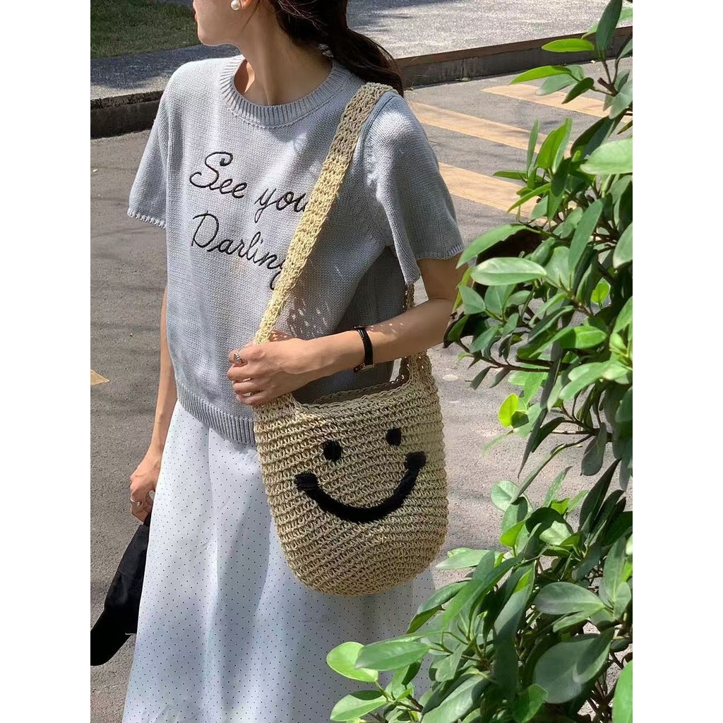 [Atmosphere Bag] Smiley Beach Bag Bucket Vacation Bag Beach Swimming One-Shoulder Handbag Straw Bag 