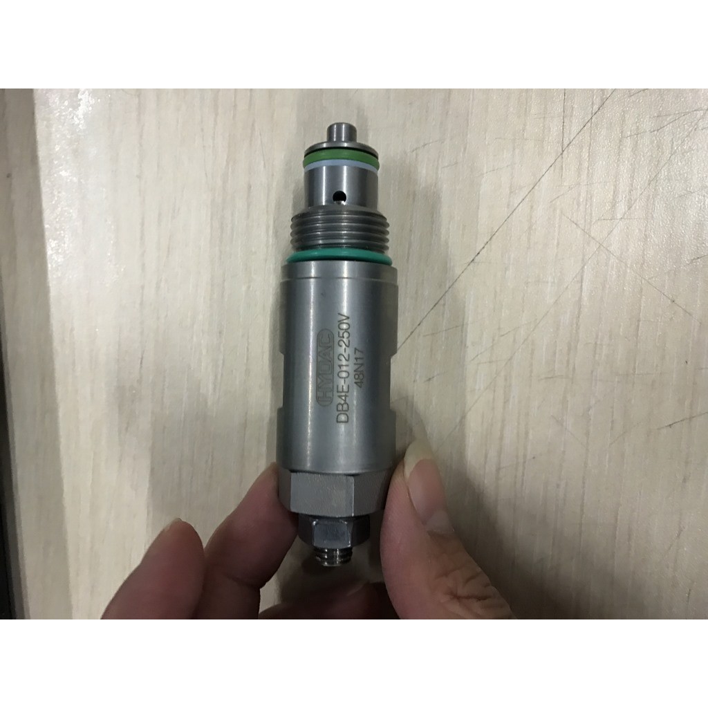 วาล์วน้ําล้น HYDAC HYDAC DB4E-01X-250V ของเยอรมัน