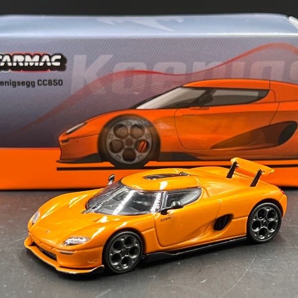 Tarmac Works Koenigsegg CC850 Orange