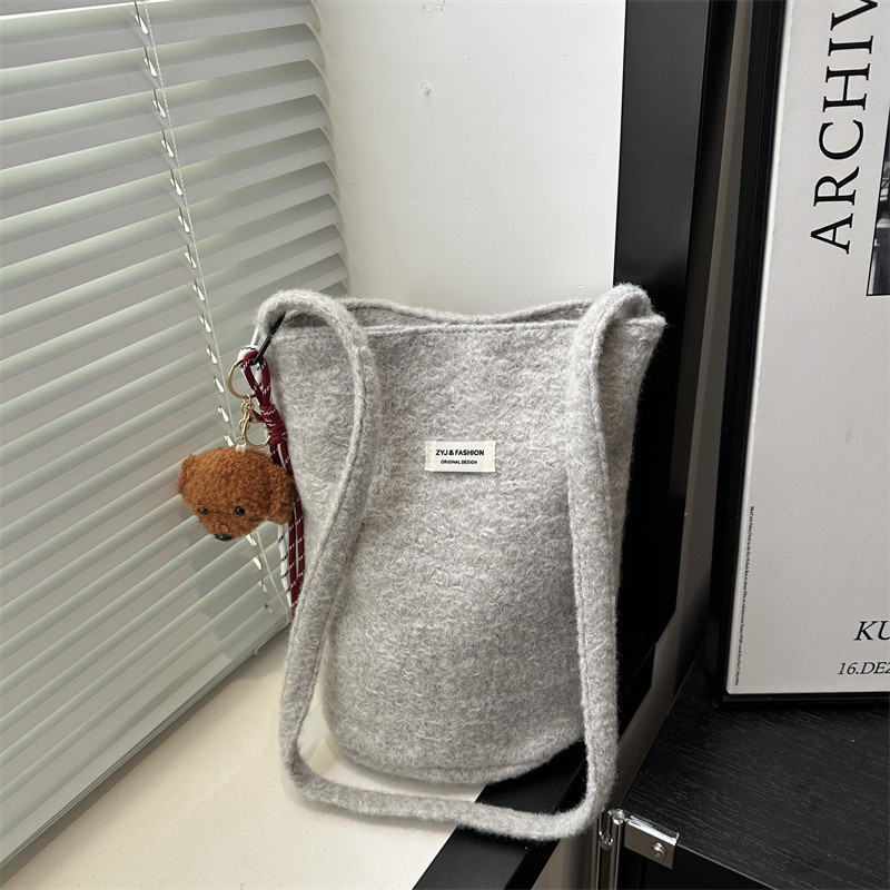 Mousoon New Niche Shoulder Messenger Bag Female Fashion Personality Trend Korean Style Shoulder Bucket Bag