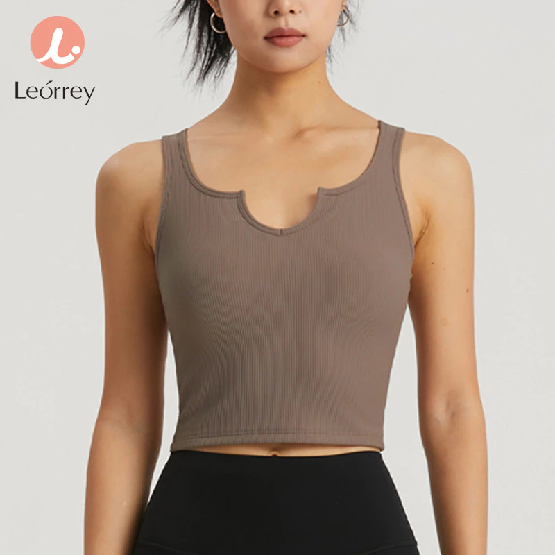 Leorrey เสื้อกล้ามครอปสปอร์ตโยคะคอวีมีฟองน้ำ thumbnail 8