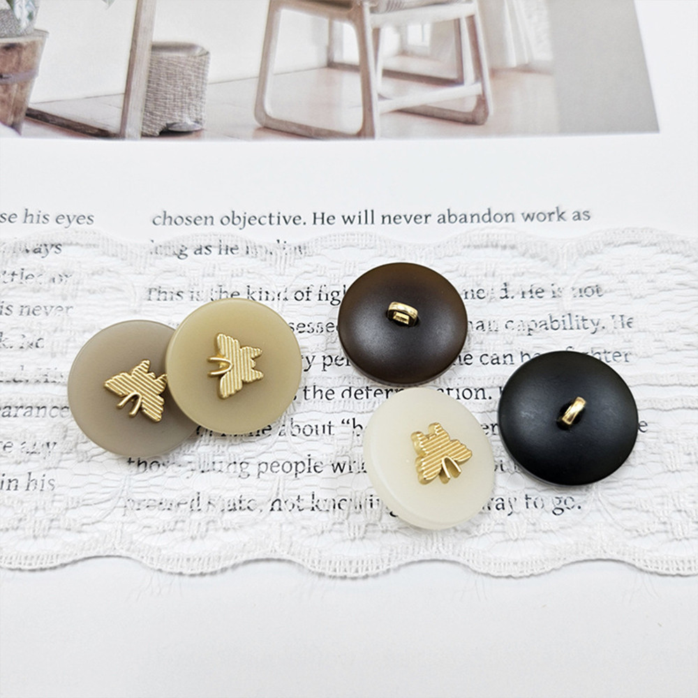 10ชิ้นที่ทันสมัยลายผีเสื้อเรซิ่นปุ่มโลหะ (สีดํา/สีขาว/สีน้ําตาล) - 15/20/25มิลลิเมตรรอบมินิมอลปุ่มสําหรับชุด/เสื้ออุปกรณ์เย็บผ้า - รูปที่ 4