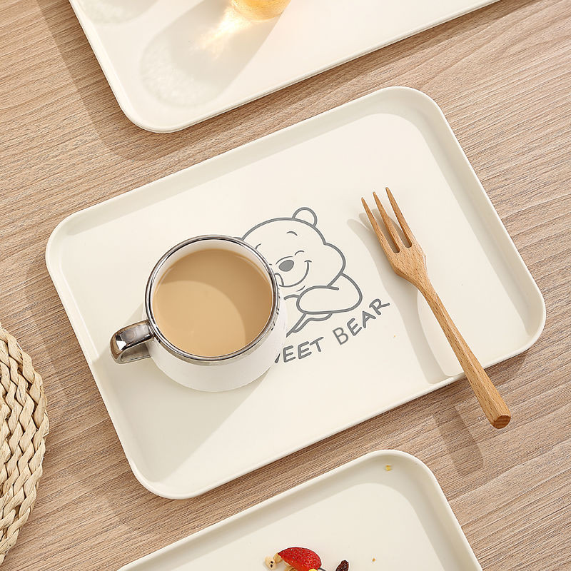 奶油风塑料托盘家用放茶杯水杯茶盘杯子放置盘长方形零食水果餐盘Cream style plastic tray for household tea cups, water cups, and tea