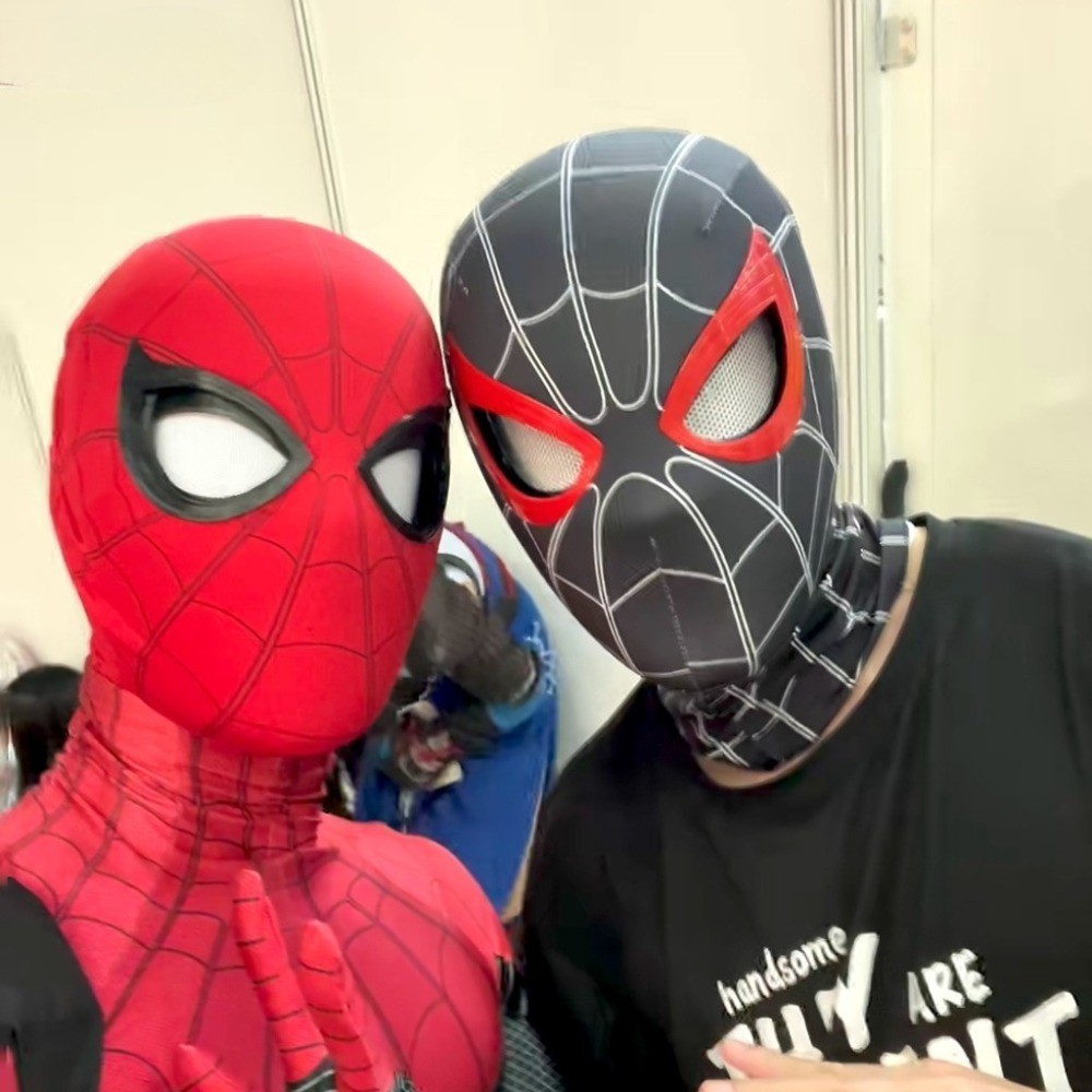 Creative Spiderman Head Cover Mask Winking Moving Party คอสเพลย์ Photo Prop ของขวัญสําหรับชายหญิง