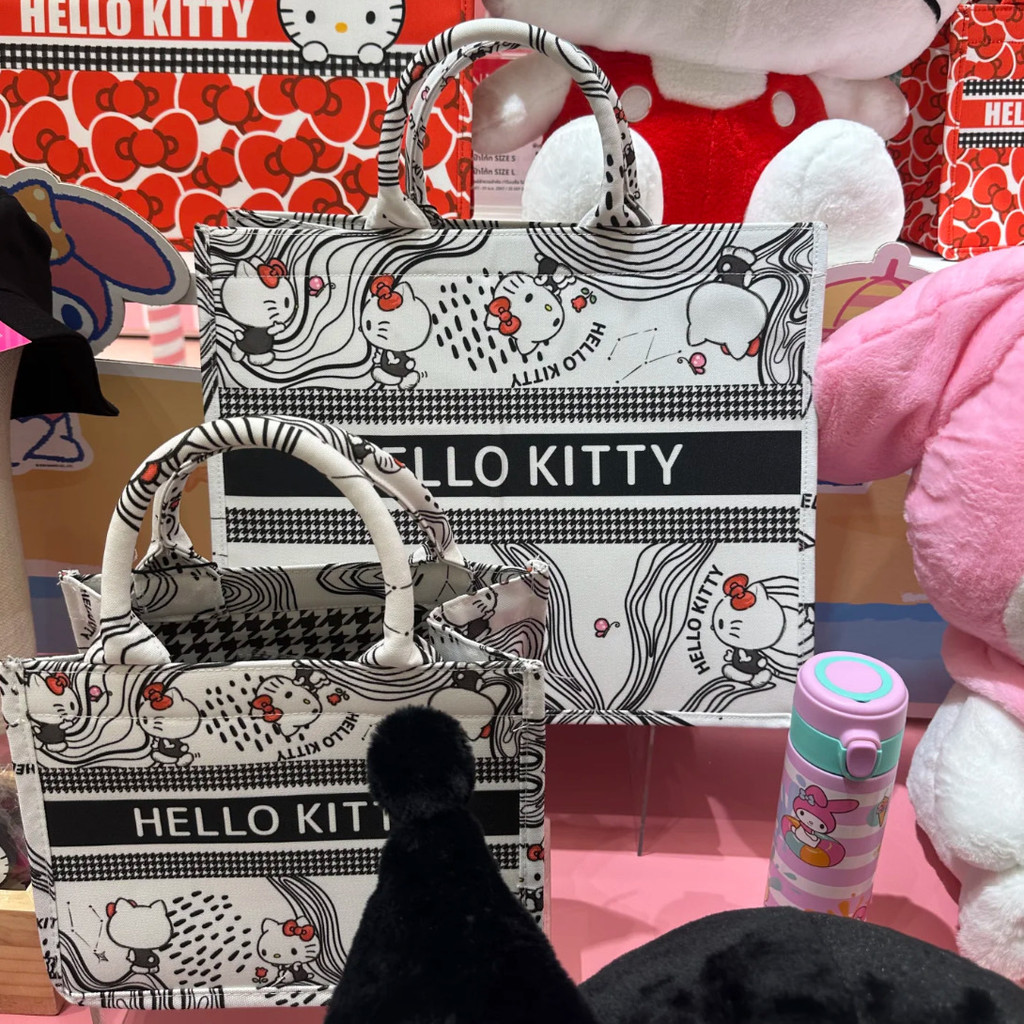 HelloKitt กระเป๋าถือ Commuter ความจุขนาดใหญ่ Tote กระเป๋าผ้าใบ กระเป๋าผ้าใบ Kuromi พิมพ์สไตล์ขี้เกียจน่ารัก Tote Bag