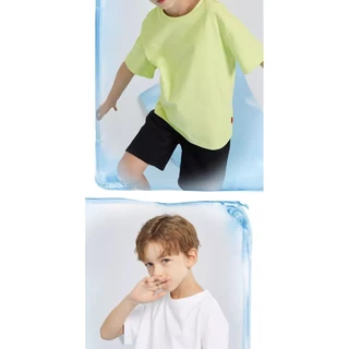 ชุดเด็กผู้ชาย 2025 เสื้อผ้าฤดูร้อนใหม่ ชุดเสื้อยืดแขนสั้น สไตล์ฤดูร้อนสำหรับเด็ก