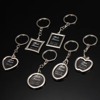 1 ชิ้น Creative Love Key Chain กรอบสแควร์สามารถถือคีย์ภาพส่วนบุคคลและของขวัญที่ระลึกยังสามารถใช้เป็นคีย์ที่บ้าน