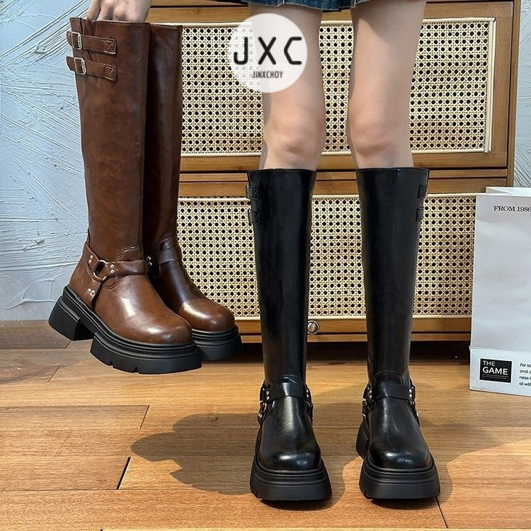 สไตล์อังกฤษย้อนยุคหัวกลมหัวเข็มขัดรองเท้าแฟชั่นส้นสูง PU แฟชั่นเฉพาะกลุ่มวัยรุ่นยืดหยุ่นกันลื่นแขนรองเท้าอัศวินโรงงานผู้หญิงราคาขายส่ง