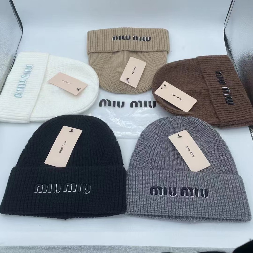 Miu miu Brimless Hat หมวกไหมพรมกันลมเข้ากันทั้งหมด