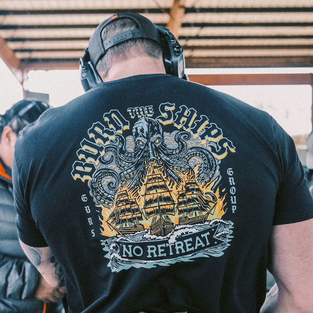 [GBRS Group BURN THE SHIP Octopus พิมพ์ทหาร Tough Guy 100% Cotton Breathable เสื้อยืด0404
