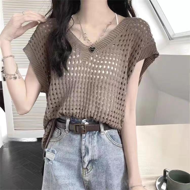 เสื้อยืด ไหมพรม แขนกุด คอวี ถักตาข่าย ผ้ายืด ใส่สบาย ฟรีไซส์ สไตล์เกาหลี 5สี พร้อมส่ง